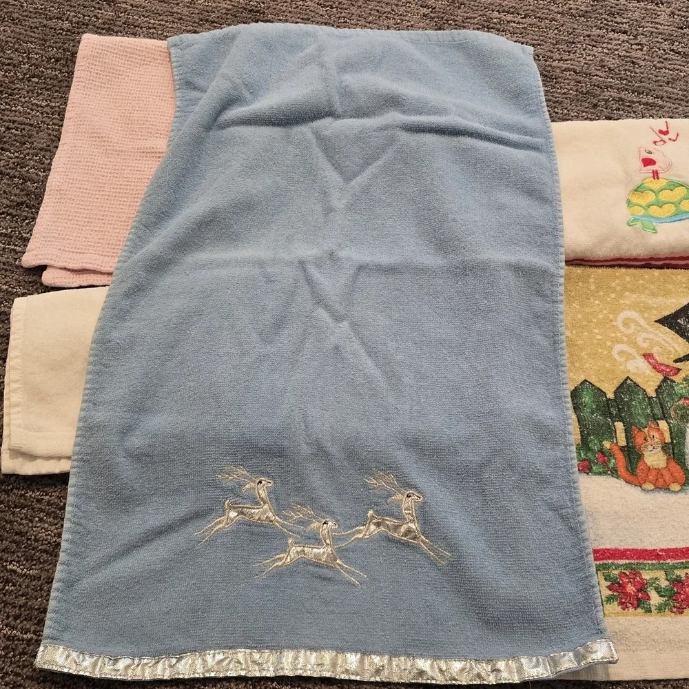 Vintage Holiday Kitchen Hand Towels Lot Christmas Valentines Spring Easter Bunny